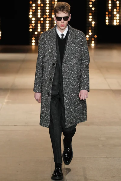 Look 8